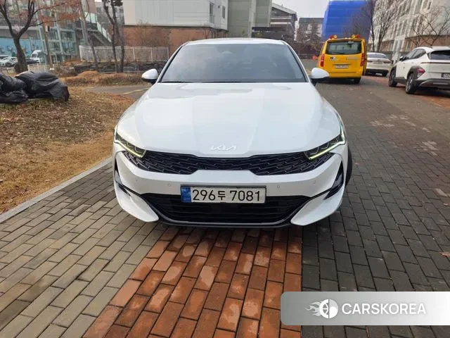 Kia K5 3rd generation 2022 Белый из Кореи