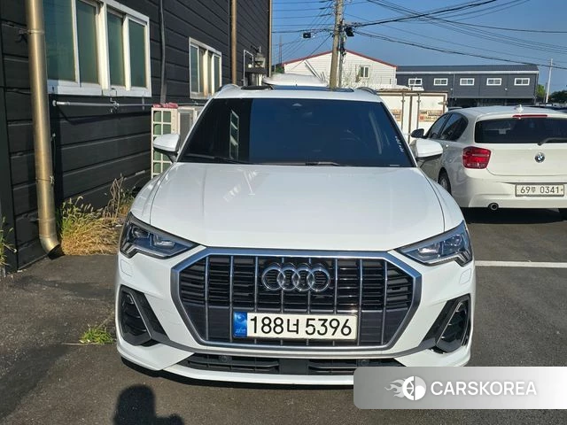 Audi Q3 (F3) 2022 Белый из Кореи