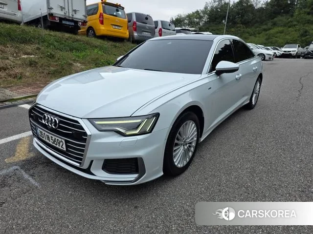 Audi A6 (C8) 2020 Белый из Кореи
