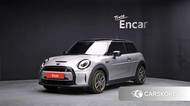 Mini Cooper Electric 2023 Серебряный из Кореи