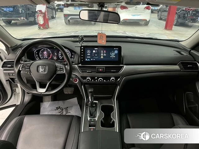 Honda Accord 2023 Белый из Китая