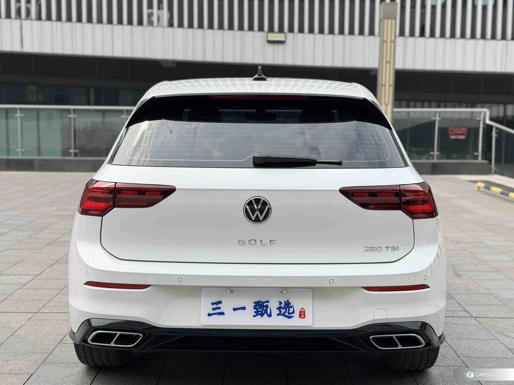 Volkswagen Golf 2022 Белый из Китая