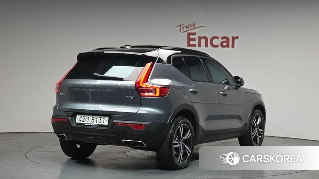 Volvo XC40 2019 Серый из Кореи
