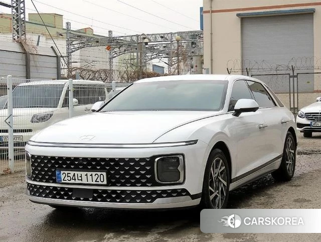 Hyundai Grandeur Hybrid (GN7) 2023 Белый из Кореи