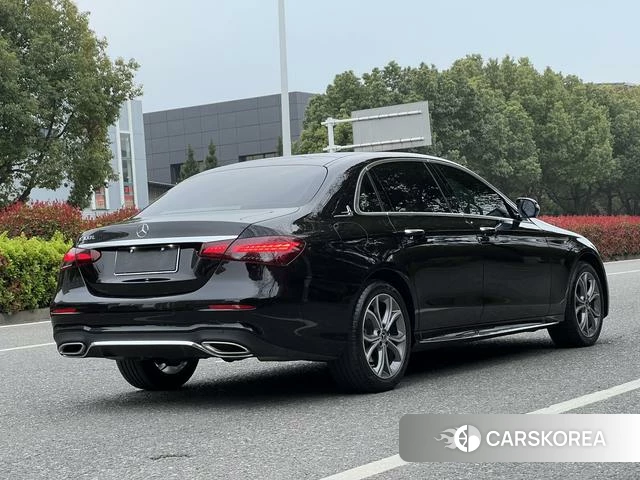 Mercedes-Benz E-class id 4209859 из Китая