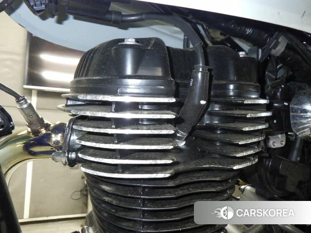 Engine photo