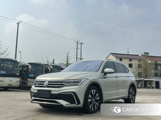 Volkswagen Tiguan L 2022 Шампань из Китая