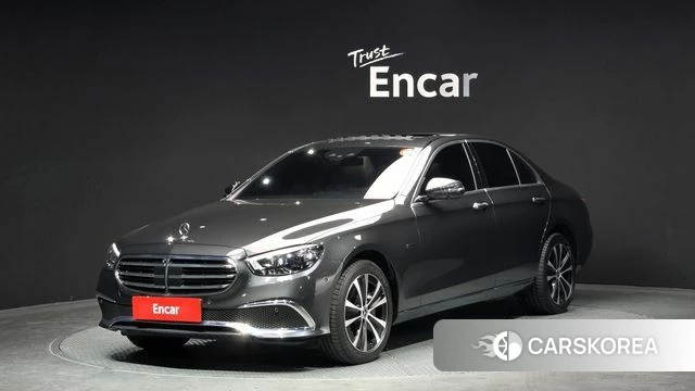 Mercedes-Benz E-Class W213 2021 Серый из Кореи