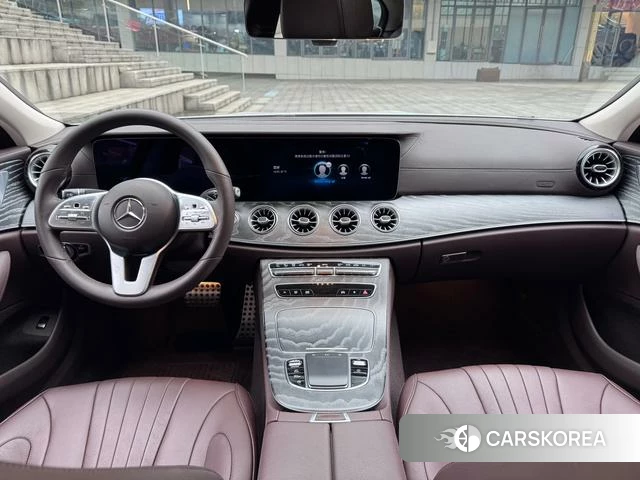Mercedes-Benz CLS 2021 Белый из Китая
