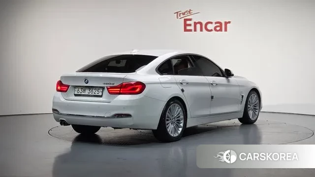 BMW 4 Series (F32) 2018 Белый из Кореи