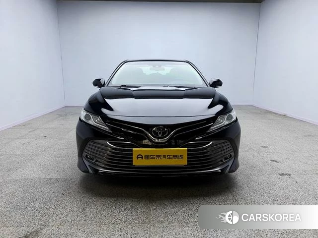 Toyota Camry 2018 Черный из Китая