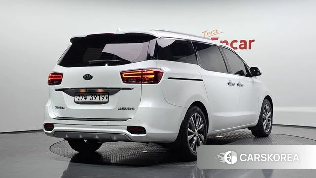 Kia The New Carnival 2018 Белый из Кореи