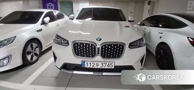 BMW X4 (G02) 2023 Белый из Кореи
