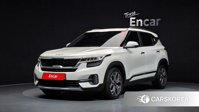 Kia Seltos 2022 Белый из Кореи