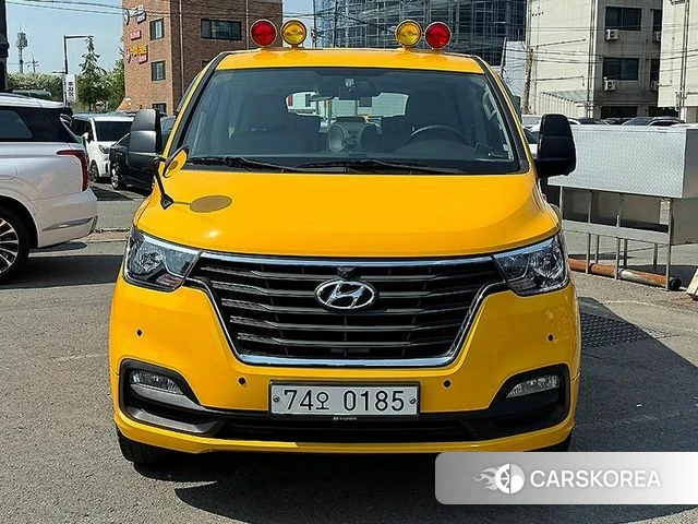 Hyundai The New Grand Starex 2020 Желтый из Кореи