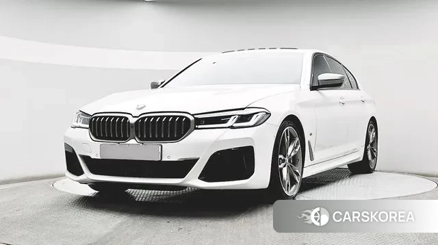 BMW 5 Series (G30) 2021 Белый из Кореи