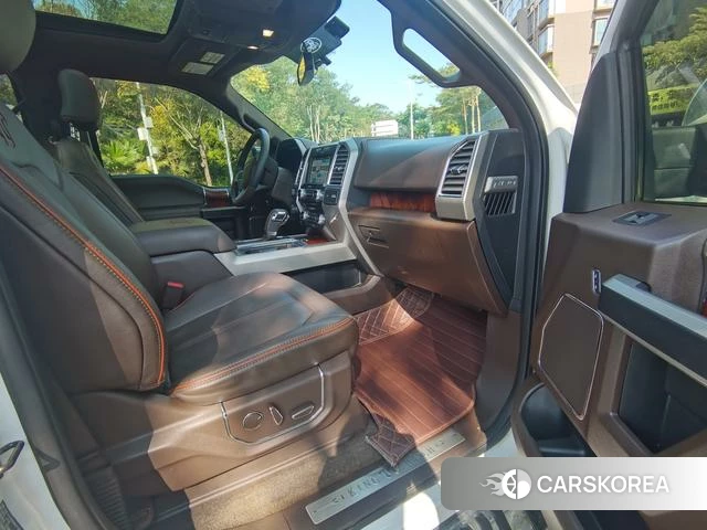 Ford F-150 2018 Белый из Китая