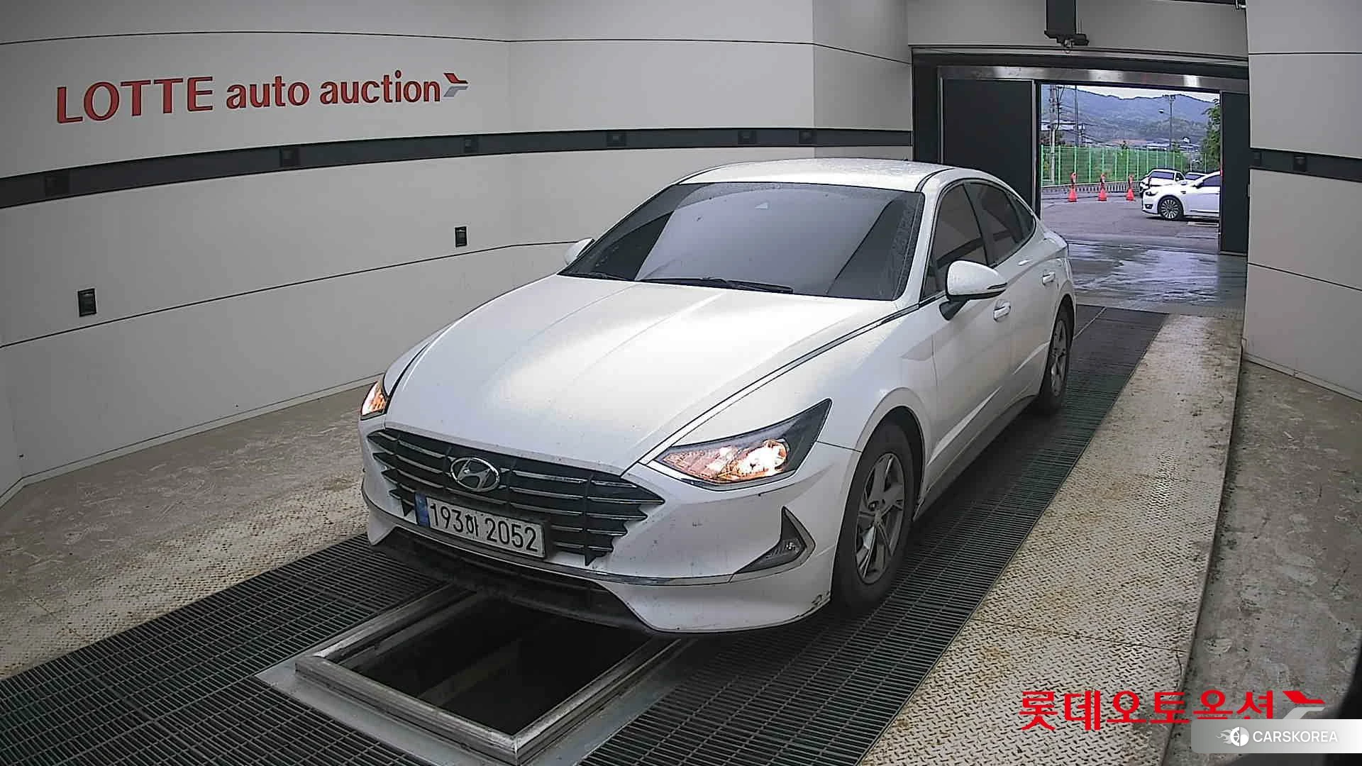Hyundai Sonata 2022 Creamy White Pearl (optional) из Кореи