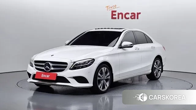 Mercedes-Benz C-Class W205 2019 Белый из Кореи