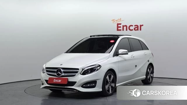 Mercedes-Benz B-Class W246 2018 Белый из Кореи