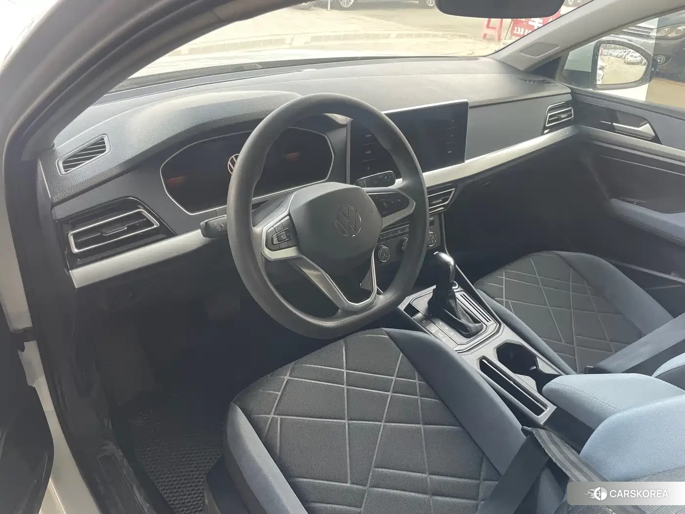 Volkswagen Lavida 2023 Белый из Китая