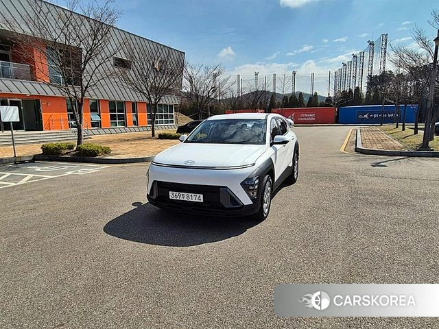 Hyundai Kona (SX2) 2023 Белый из Кореи