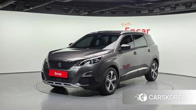 Peugeot 5008 second generation 2018 Серый из Кореи