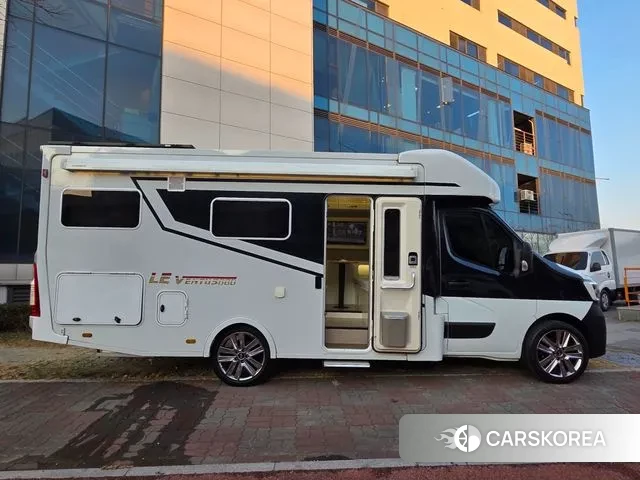 Renault Korea (Samsung) Master 2021 Белый из Кореи