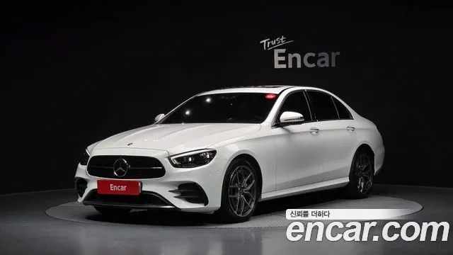 Mercedes-Benz E-Class W213 2022 Белый из Кореи