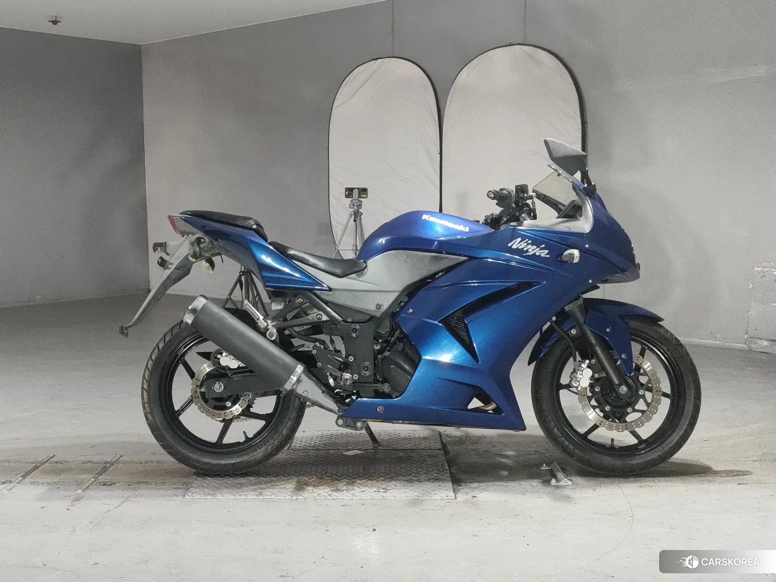 Kawasaki NINJA 250R 2011 из Японии, фото 3