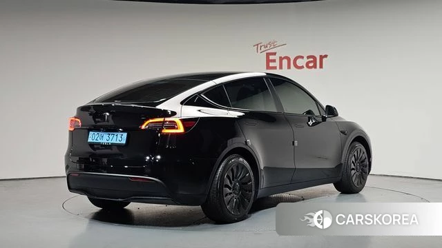 Tesla Model Y 2024 Черный из Кореи