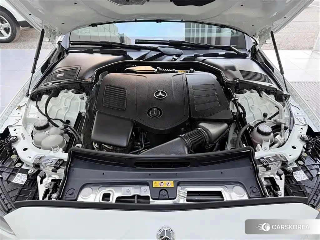 Mercedes-Benz C-class 2024 Белый из Китая