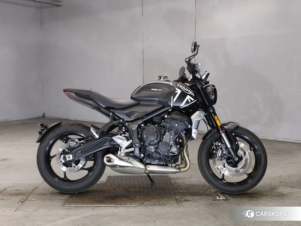 Проданный Triumph TRIDENT 660 2022 из Японии