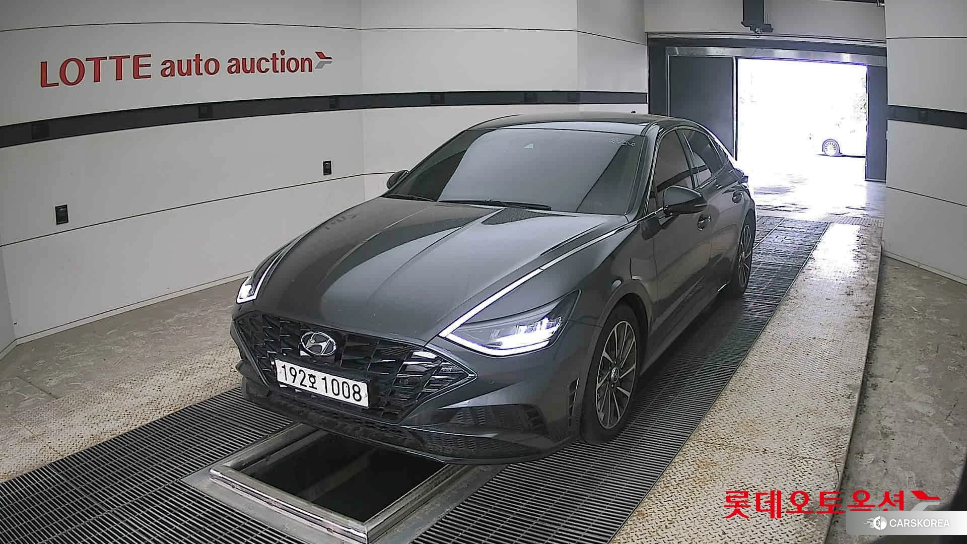Hyundai Sonata 2022 Nocturne Grey Metallic из Кореи