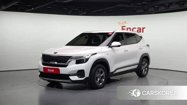 Kia Seltos 2020 Белый из Кореи