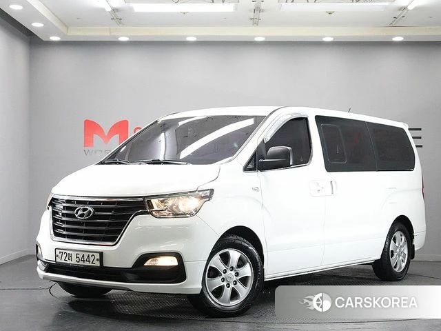 Hyundai The New Grand Starex 2018 Белый из Кореи