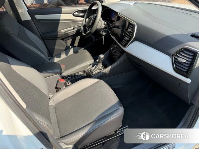 Jetta VS7 2022 Белый из Китая