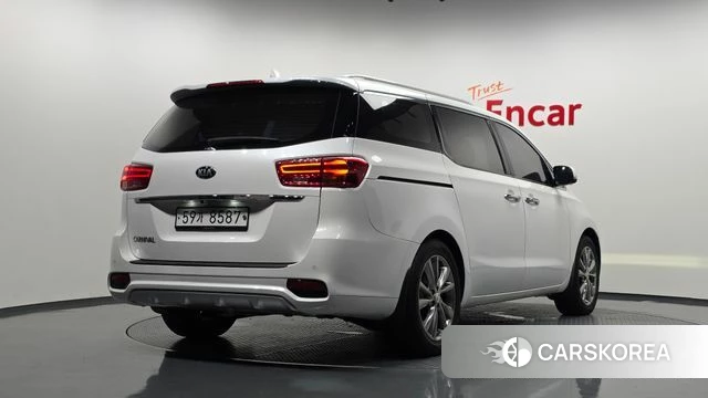 Kia The New Carnival 2019 Белый из Кореи