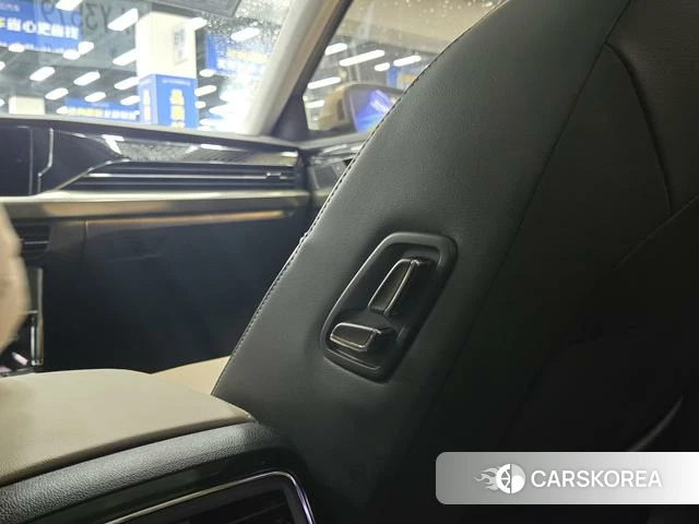 Volkswagen Passat 2022 Шампань из Китая