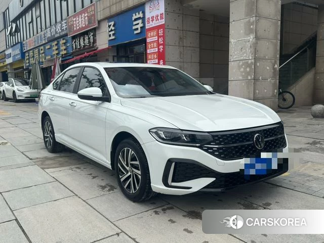 Volkswagen Lavida 2024 Белый из Китая