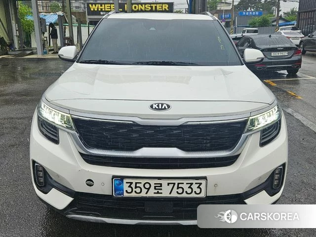 Kia Seltos 2020 Белый из Кореи