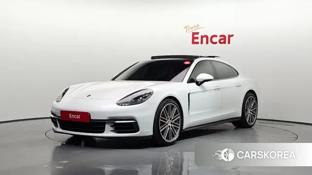 Porsche Panamera (971) 2018 Белый из Кореи