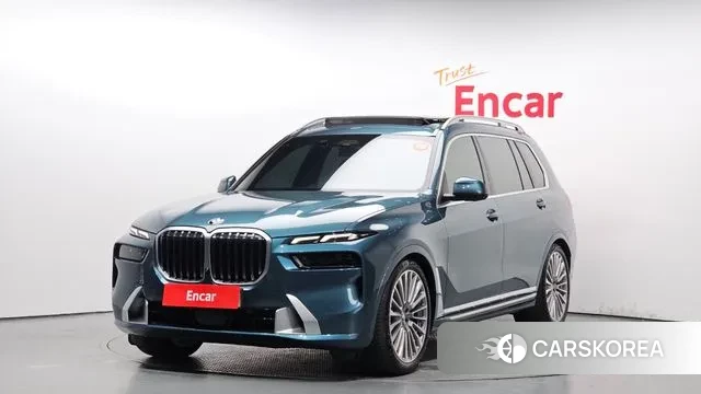 BMW X7 (G07) 2023 Небесно-голубой из Кореи