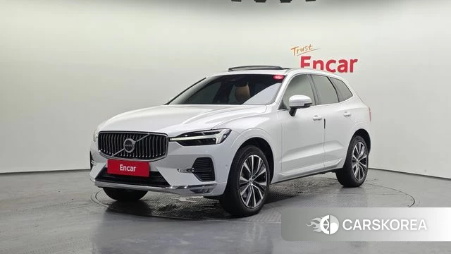 Volvo XC60 second Generation 2022 Белый из Кореи