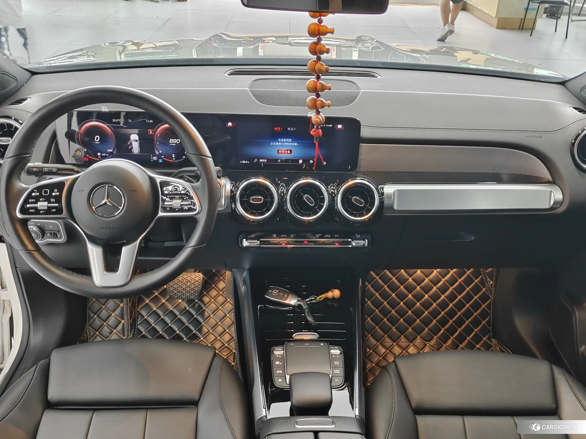 Mercedes-Benz GLB 2021 Белый из Китая