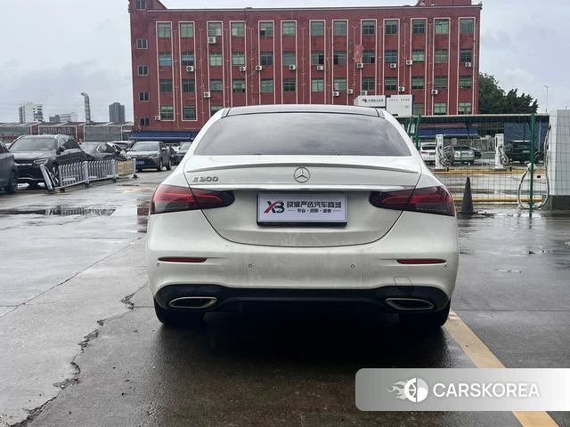 Mercedes-Benz E-class (imported) 2021 Белый из Китая
