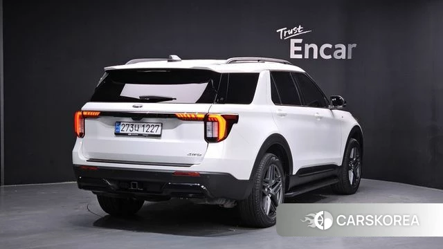 Ford Explorer 6th Generation 2025 Белый из Кореи