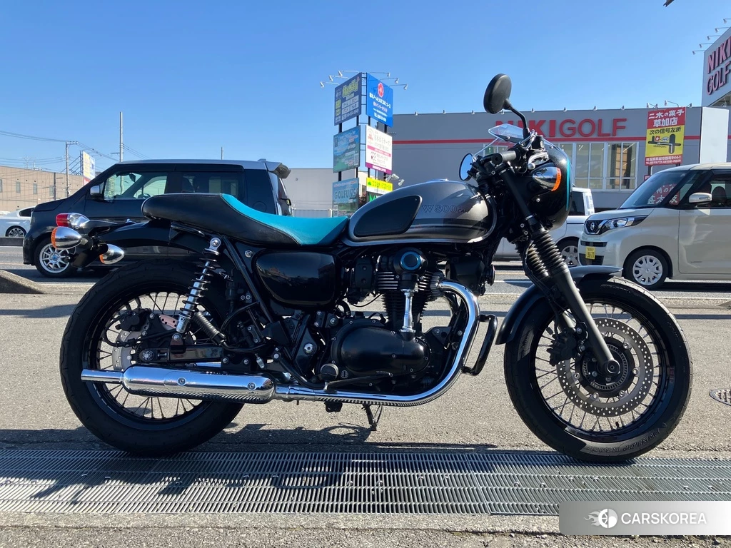 Проданный Kawasaki W800 CAFE 2021 из Японии, фото 2