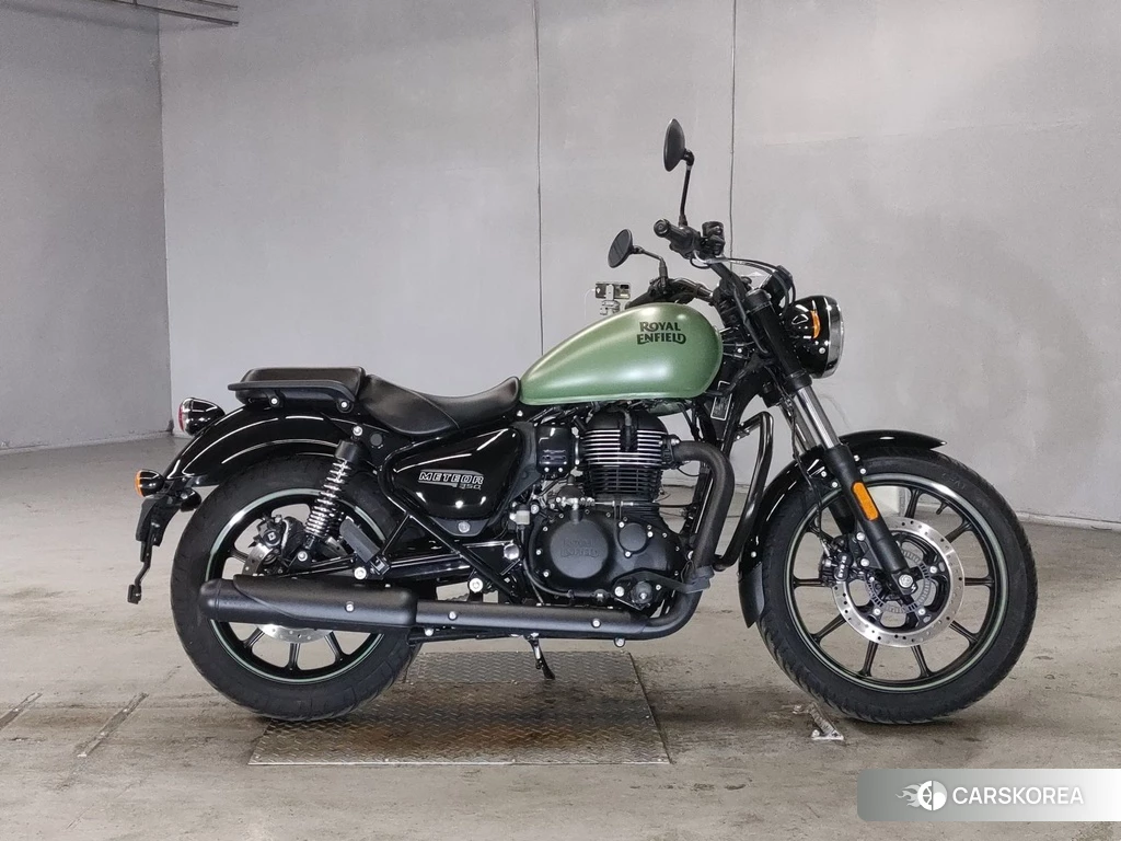 Проданный OTHER R ENFIELD METEOR 350 FIRE - BALL 2023 из Японии