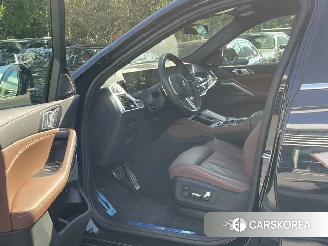 BMW X6 2024 Черный из Китая